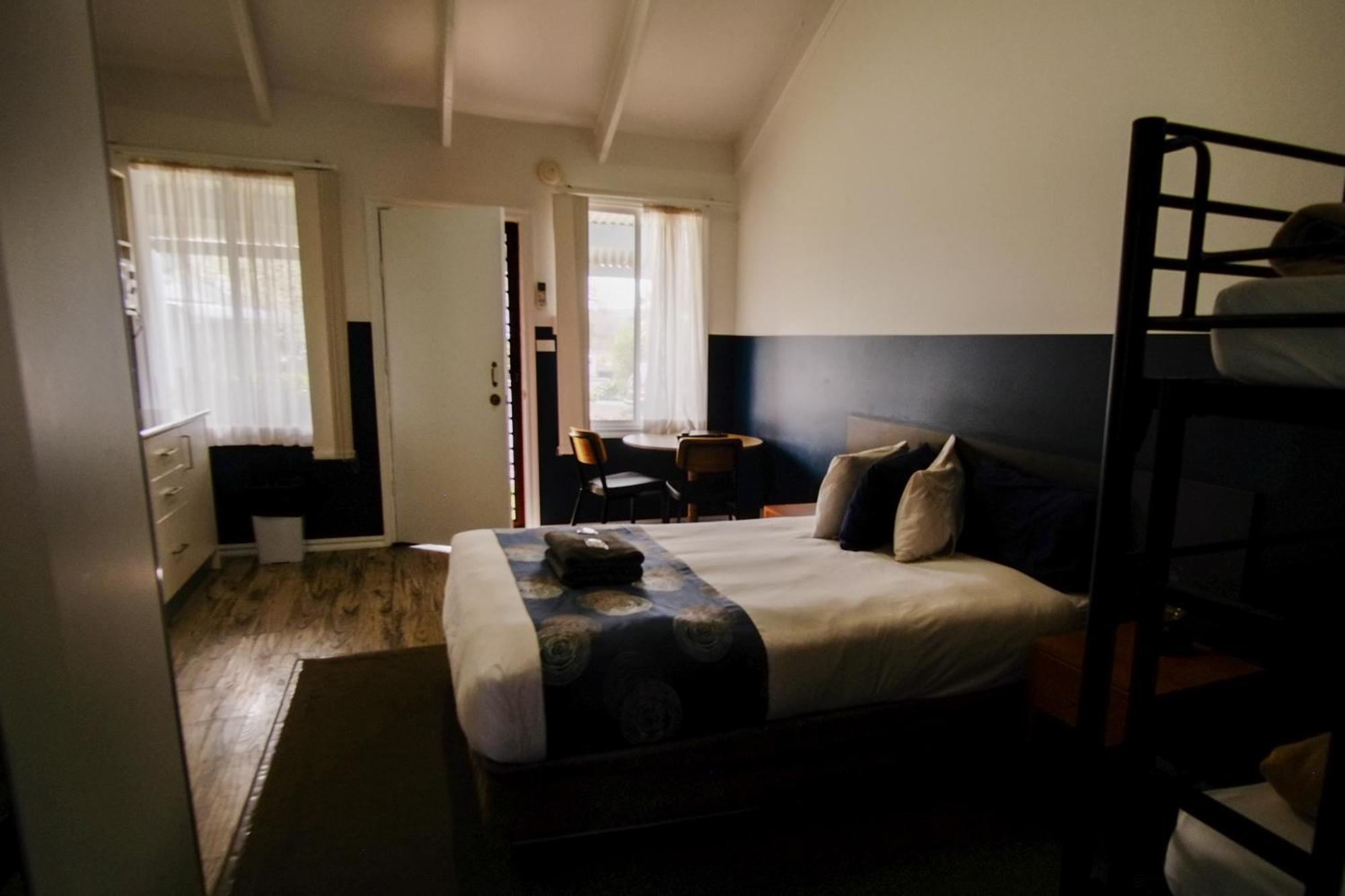 Canberra Ave Villas Queanbeyan Ngoại thất bức ảnh