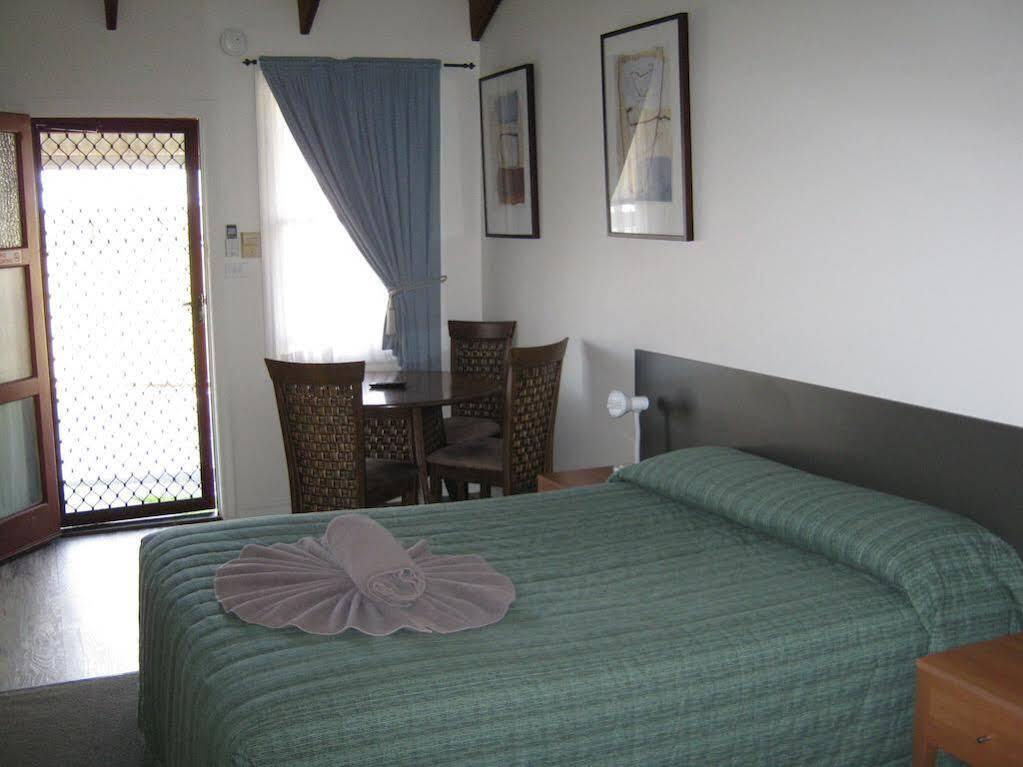 Canberra Ave Villas Queanbeyan Ngoại thất bức ảnh